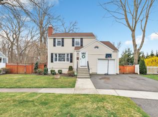 291 Old Spring Rd, Stratford, CT 06614