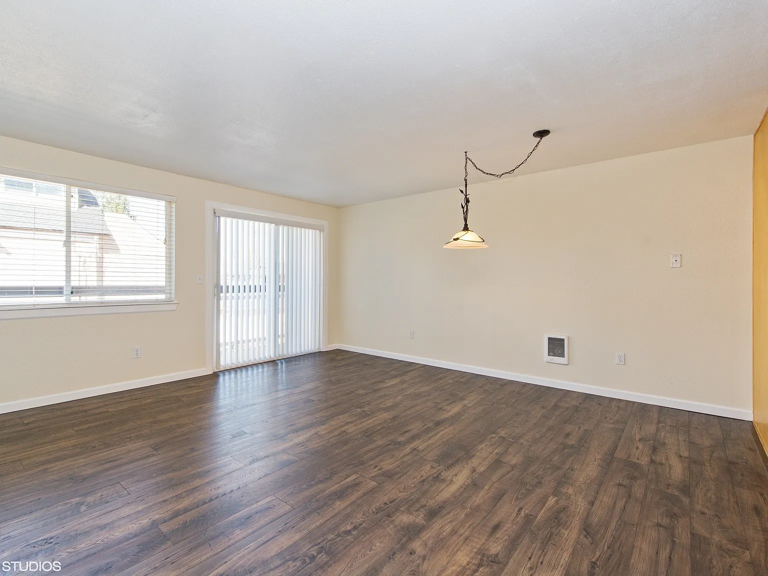 2 bed, 854 sqft, $1,895 — Photo 4