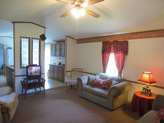 3rd image of 151 Sunset Ln