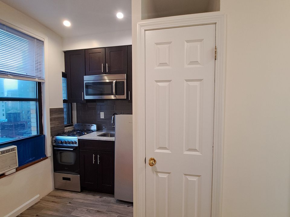 1st image of 216 W 100th St APT 1016