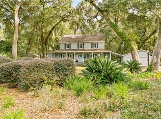 153 Saint Clair Dr, Saint Simons Island, GA 31522