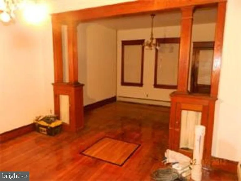 119 Virginia Ave — Photo 3