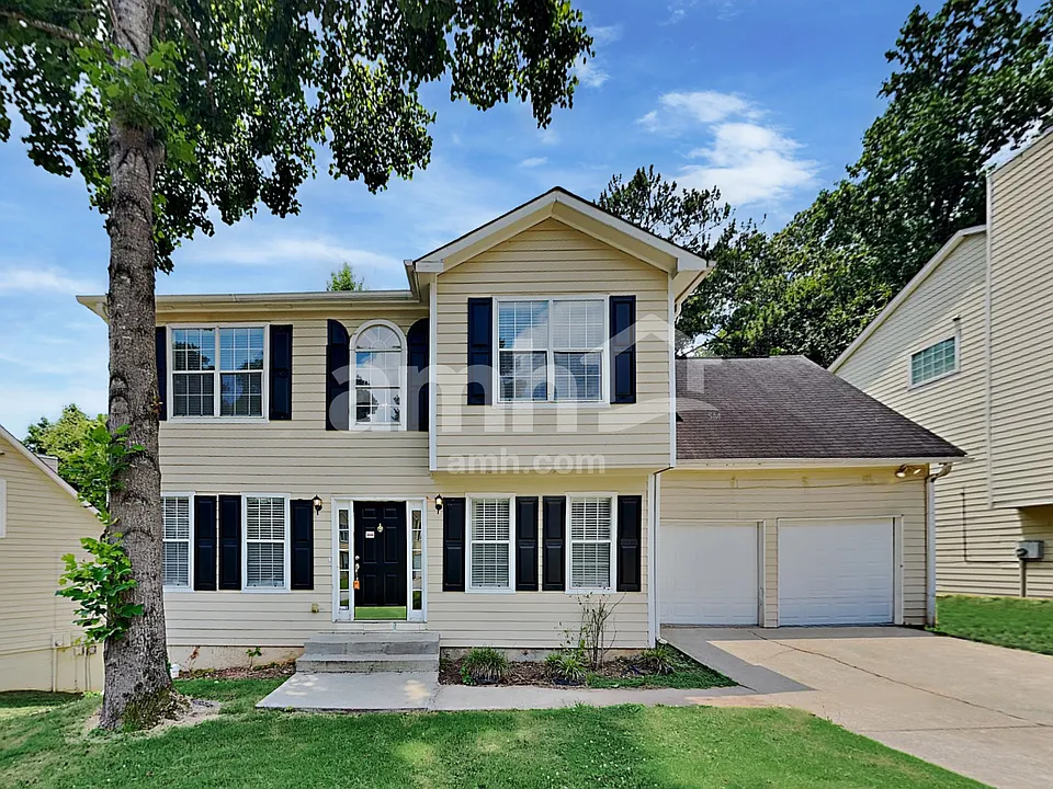 7114 Hillcrest Chase Dr