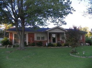 611 New Salem Rd, Glasgow, KY 42141