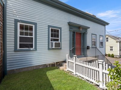 85 Flint St, Salem, MA, 01970