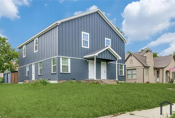 3 bed, 1385 sqft, $2,100 — Photo 1