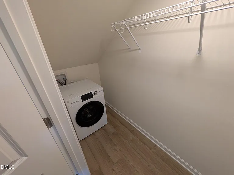 847 Parc Townes Dr #B — Photo 21