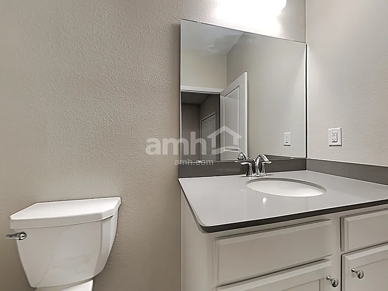 194 Hemlock Point — Photo 17