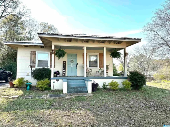 601 Pinecrest Rd, Sylacauga, AL 35150