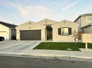 710 Sudbrook Ct, Patterson, CA 95363
