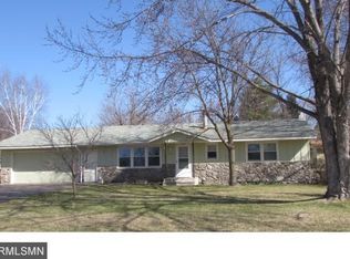 512 5th St NW, Elk River, MN 55330