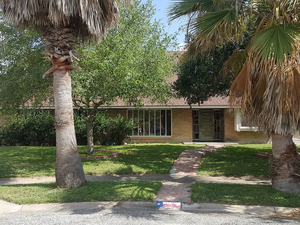 1st image of 302 Haroldson Dr