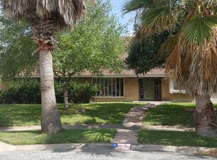 302 Haroldson Dr, Corpus Christi, TX 78412