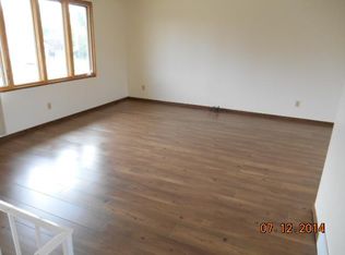 20680 University Ave NE, East Bethel, MN 55011