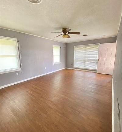 2nd image of 2 Gretna Blvd