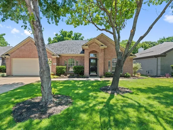 1710 Redwood Dr, Corinth, TX 76210