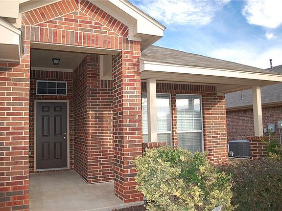 2nd image of 237 Creekside Dr