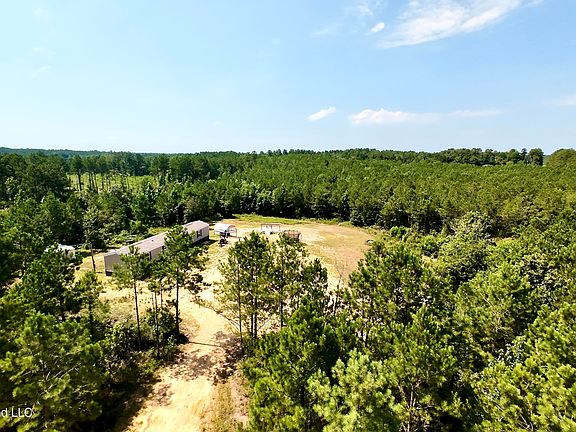 3rd image of 115 Calhoun Rd