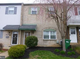 5128 Leeward Rd, Bensalem, PA 19020