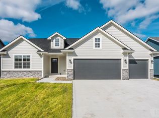 2505 S 8th St, Marshalltown, IA 50158