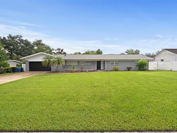 605 Gay Ann Dr, Valrico, FL 33594