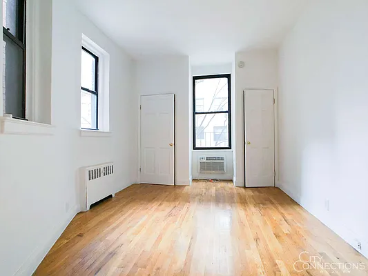 Rented by City Connections Realty | media 12