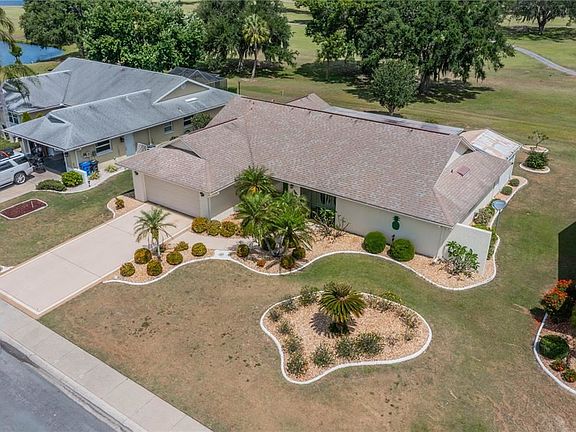 2nd image of 2111 View Dr W