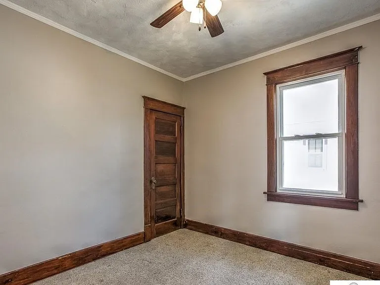 2125 S 35th Ave — Photo 10