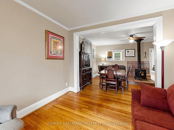 5th image of 38 Norwood Rd