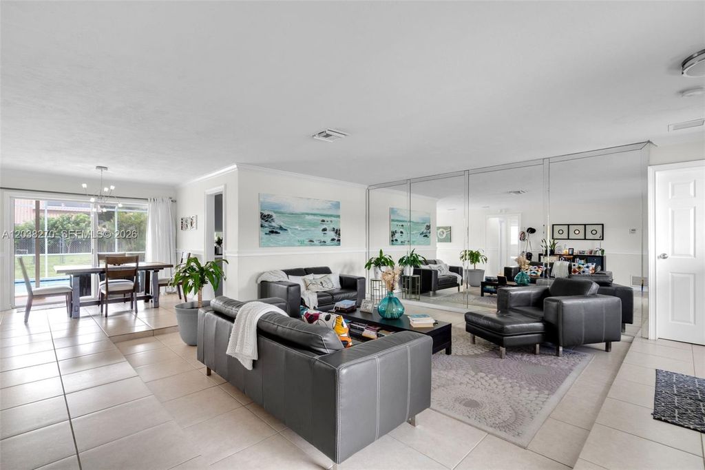 9624 NW 19th Pl, Sunrise, FL - View 3