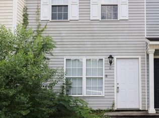 321 Bracken Pl, Jacksonville, NC 28540
