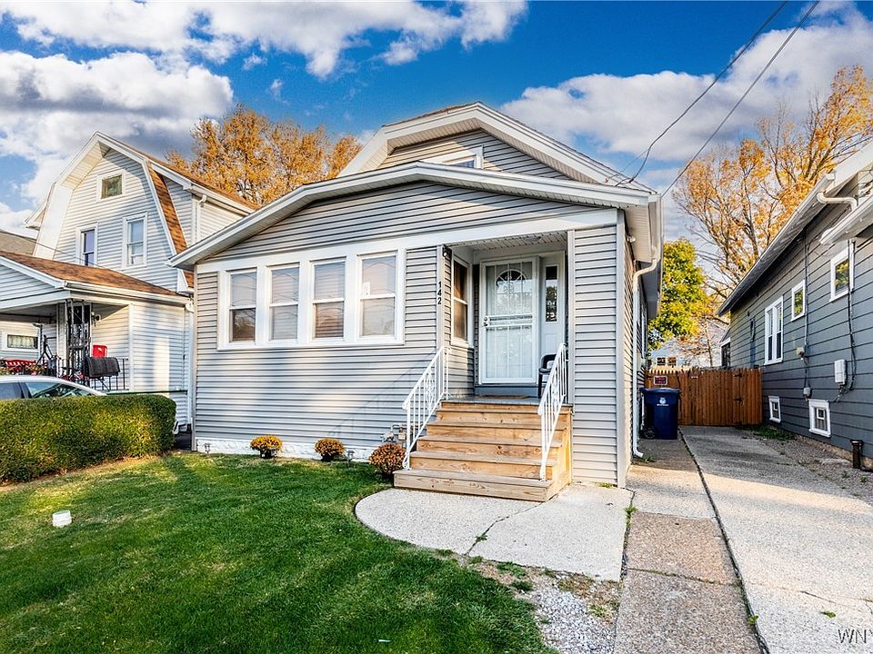 1st image of 142 Hewitt Ave