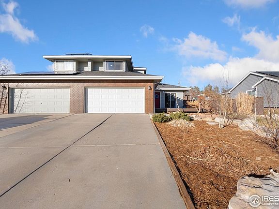 3rd image of 1214 Country Acres Ct
