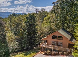 314 Ruby Rdg, Young Harris, GA 30582