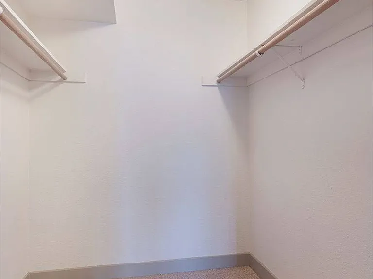 2x2 Remodel Master Closet
