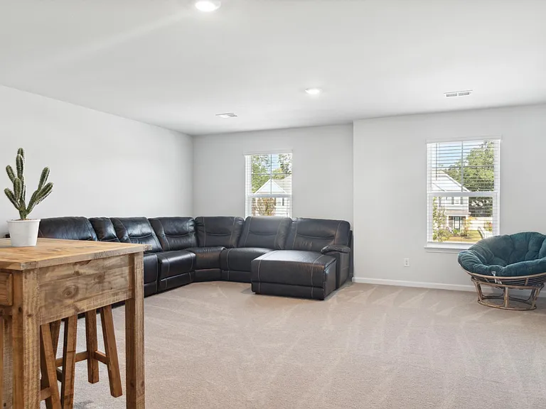 3921 Sawmill Ct — Photo 29