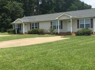 642A W Gap Creek Rd, Greer, SC 29651