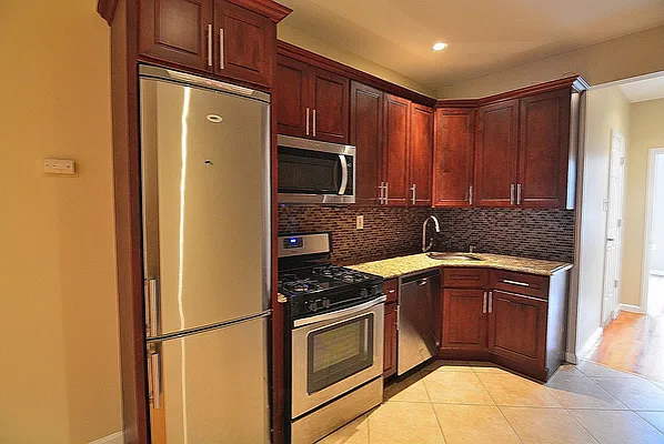 Rented by Hagstrom Management Inc | media 15