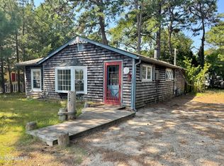 22 Maple St, Waretown, NJ 08758