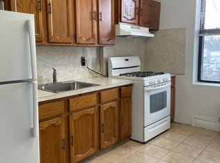 663 Morris Park Ave #3A, Bronx, NY 10462
