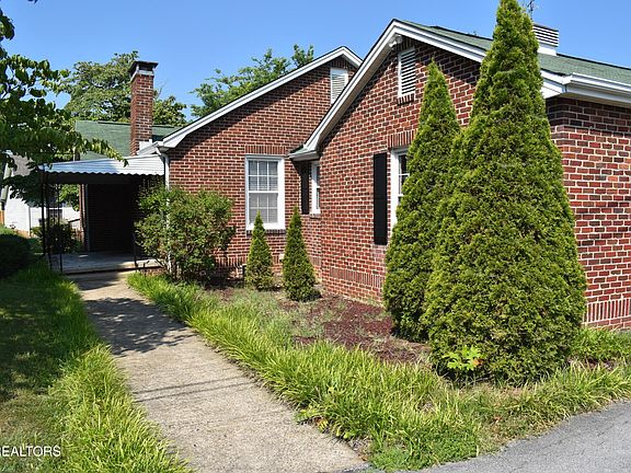 2nd image of 809 Highland Dr