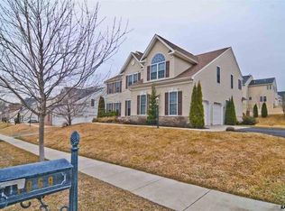 1059 Silver Maple Cir, Seven Valleys, PA 17360