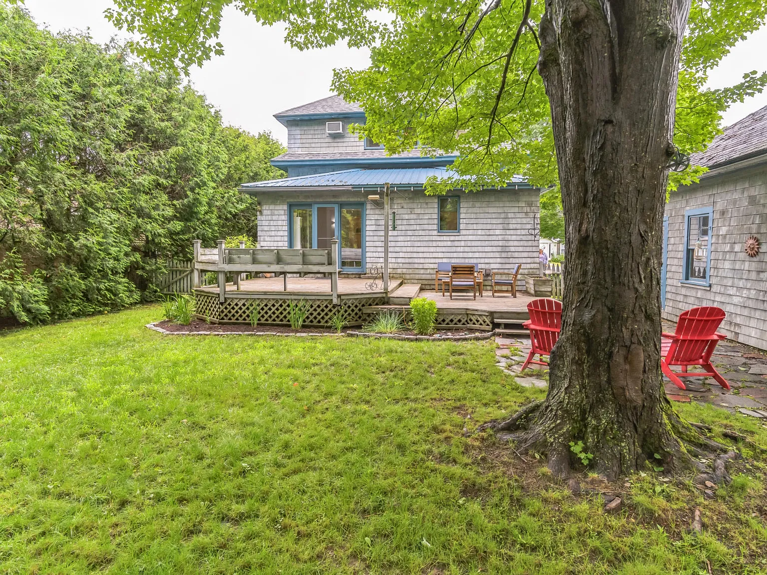 5 bed, 2300 sqft, $700 — Photo 4