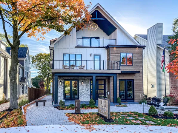 The Addison IV Plan, Naperville - Downtown District