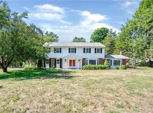 87 Gray Rock Rd, Trumbull, CT 06611