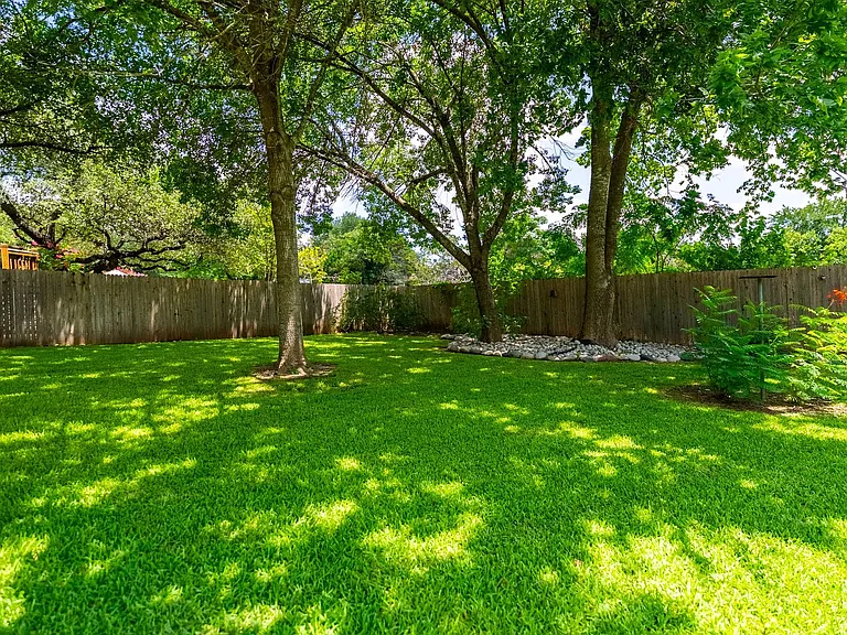 3018 Rock Rose Pl — Photo 21