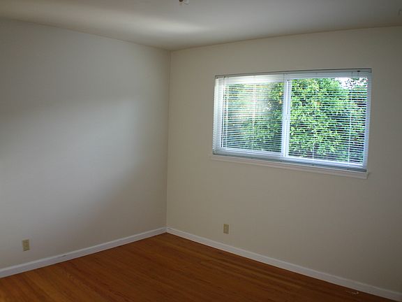 5th image of 3486 Cooper Dr