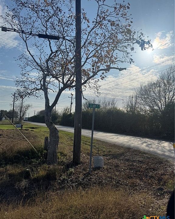 2nd image of 424 Clam Dr