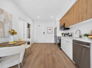 1097 Keswick Dr SW #215, Edmonton, AB T6W4T4