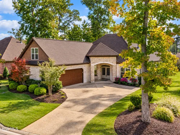 656 Jenoa Drive, Castle Hayne, NC 28429